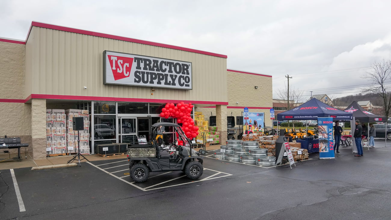 Tractor Supply Thompson's Station Tennessee location