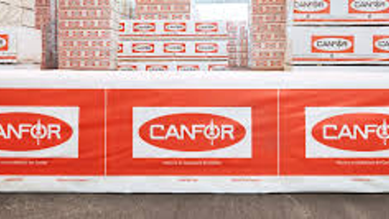 Canfor closing two mills