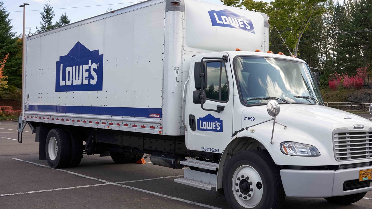 Lowe's truck ed