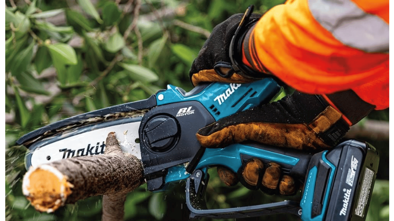 Makita pruning saw