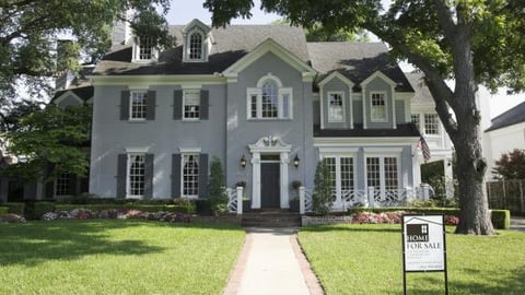 a large lawn in front of a house