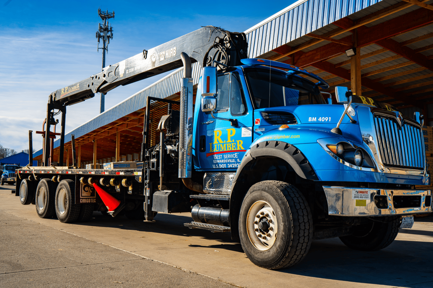 RP LUmber truck