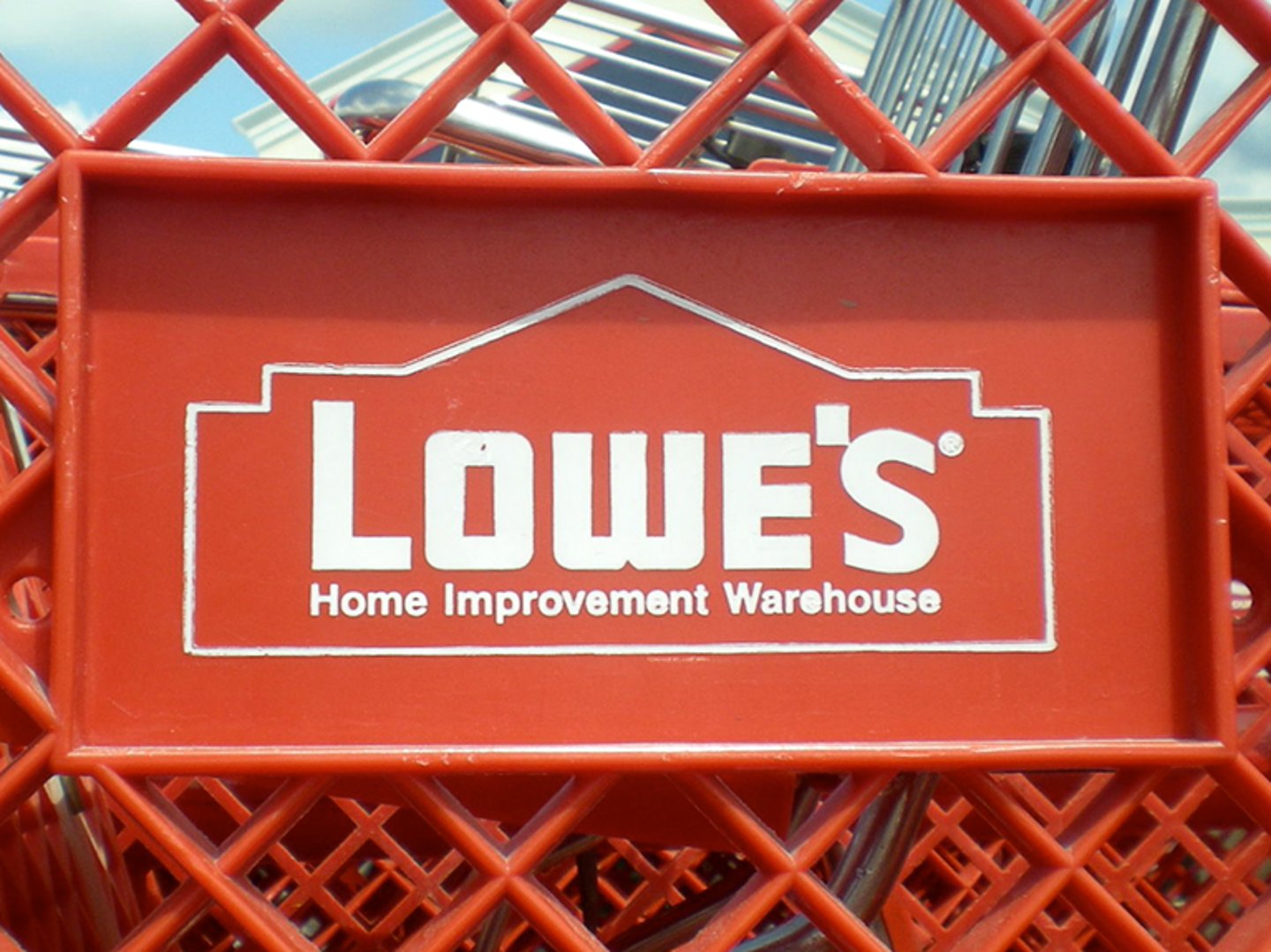 Lowe