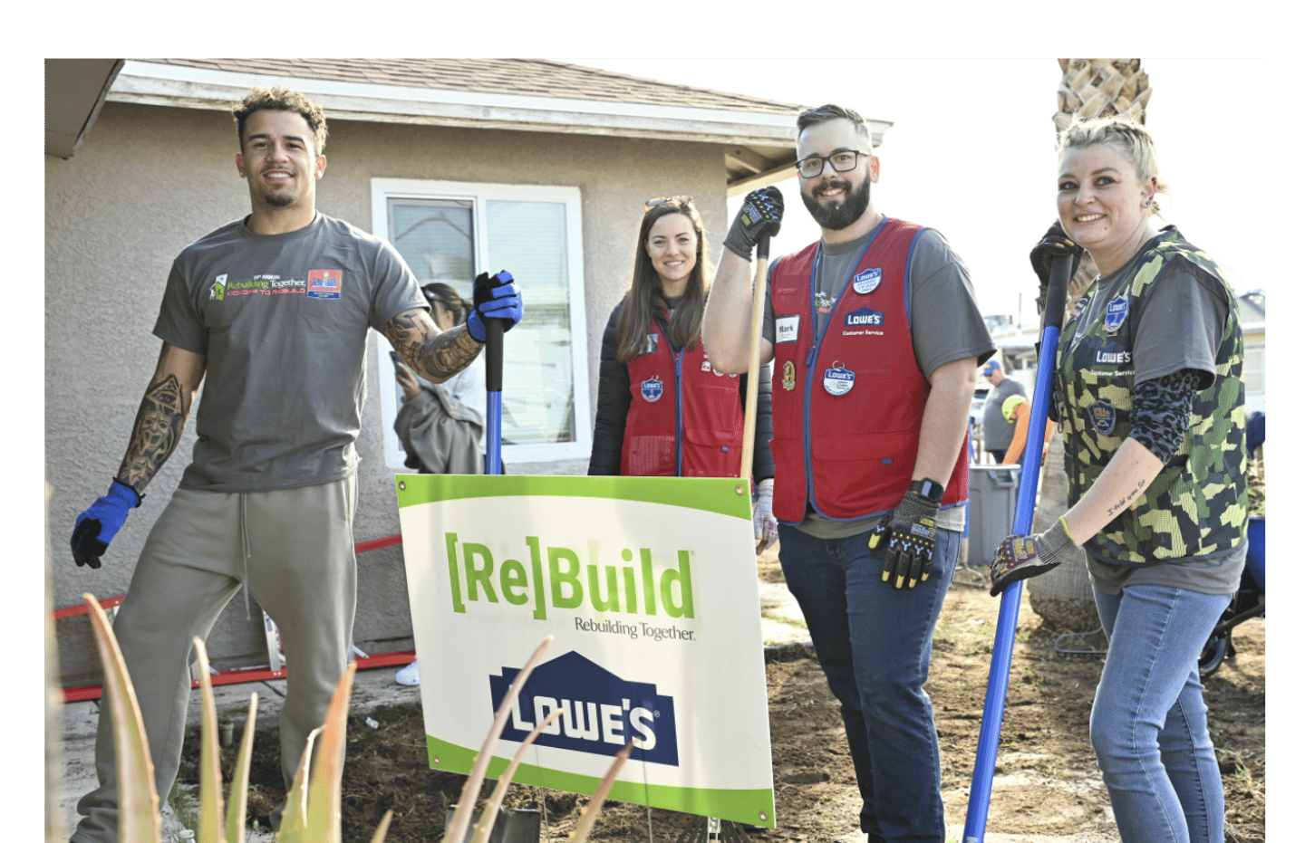 Lowe's, Rebuilding Together ed