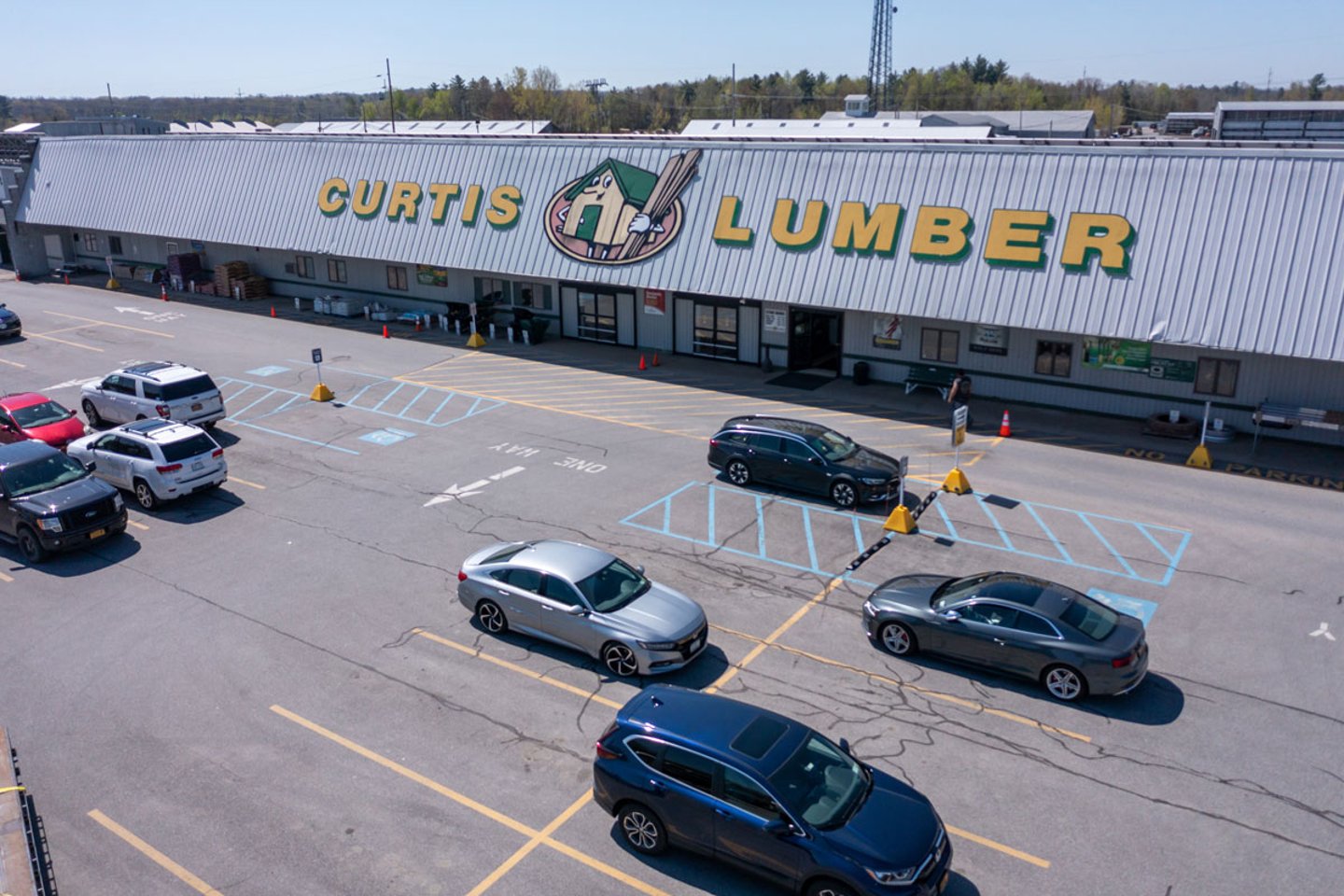 Curtis Lumber flagship store