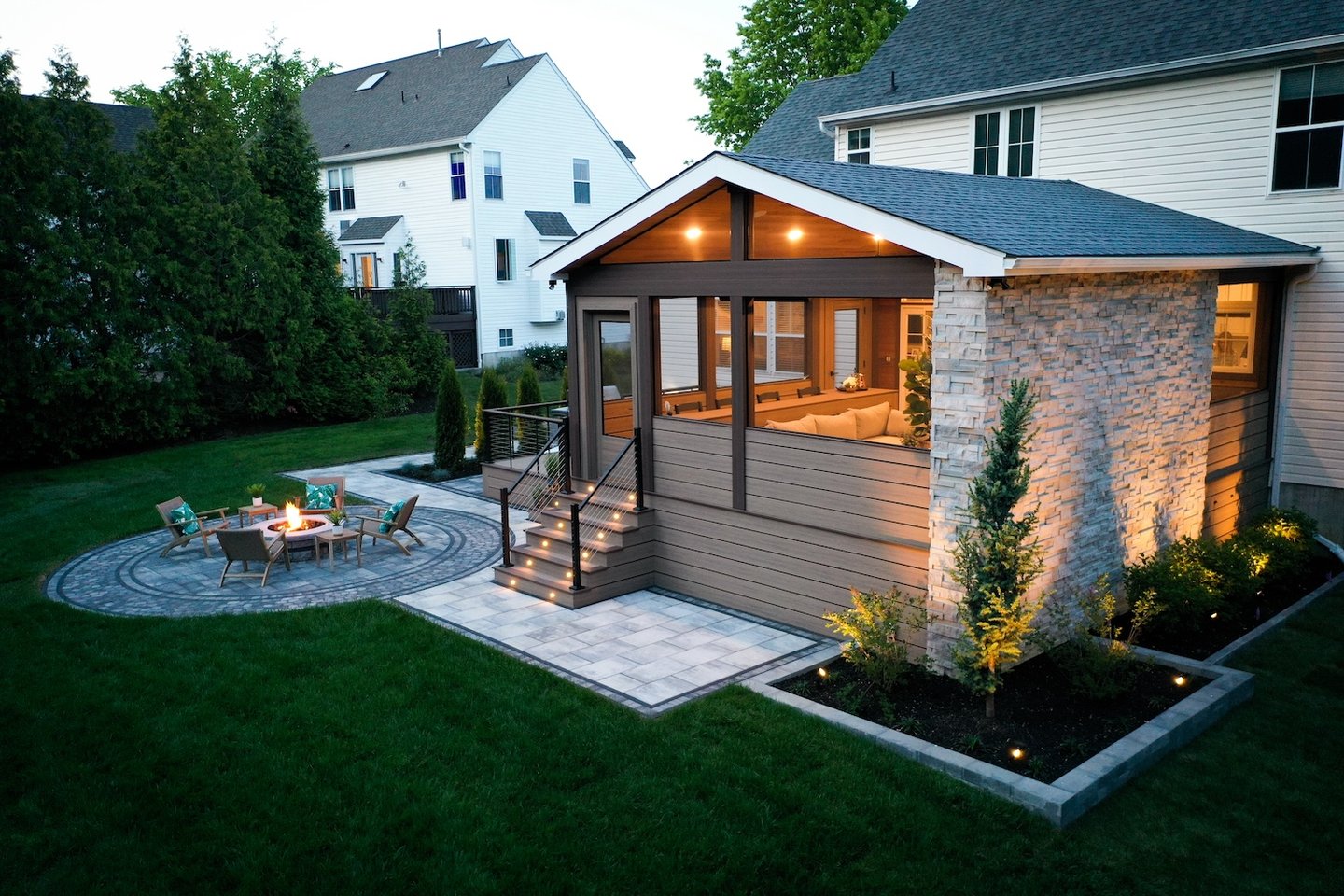 Deckorators sets decking trends.