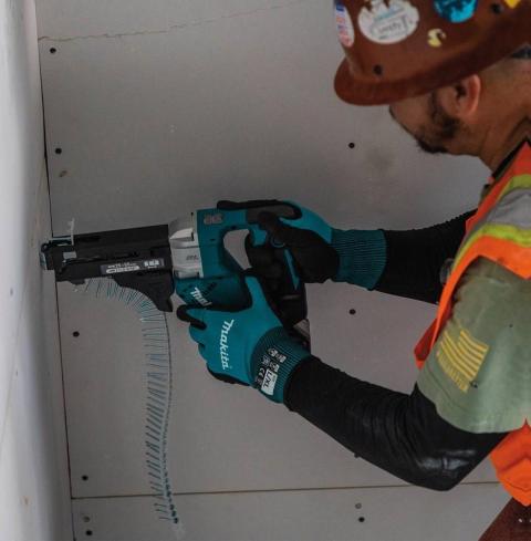 Makita 18V LXT Autodrive screwdriver