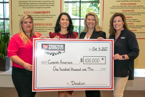 The Tractor Supply Foundation present Conexión Américas with a $100,000 donation