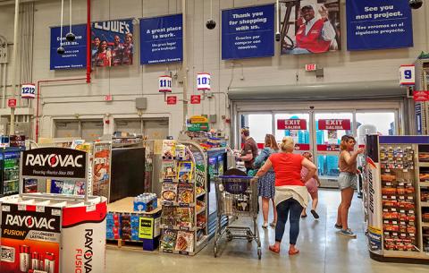 lowe's shoppers