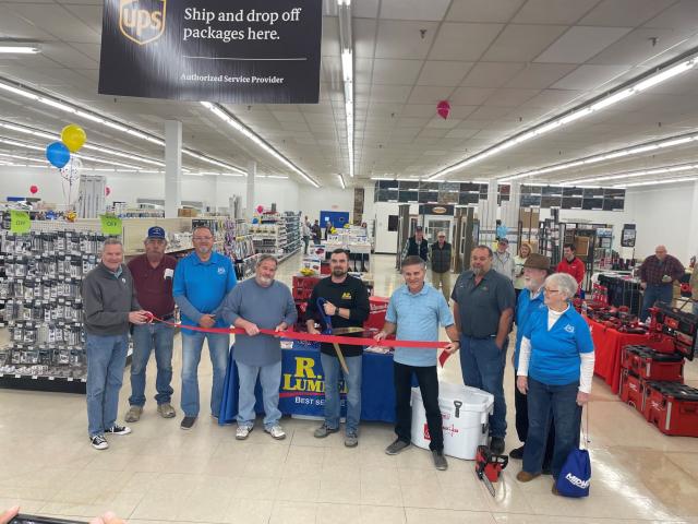 R.P. Lumber holds Sparta grand opening | HBS Dealer